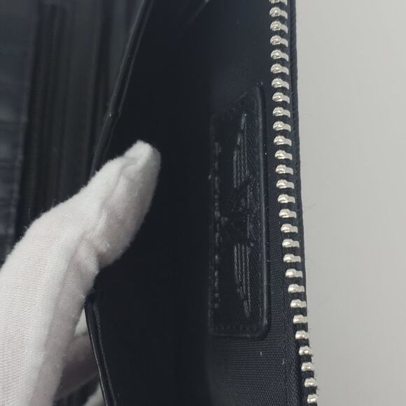 Disney x Buckle-Down Cinderella Zip-Around Wristlet/Wallet - Picture 14 of 16